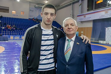 Оренбургские борцы снова в лидерах